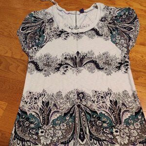 Free People tunic tee shirt with back zipper, size small